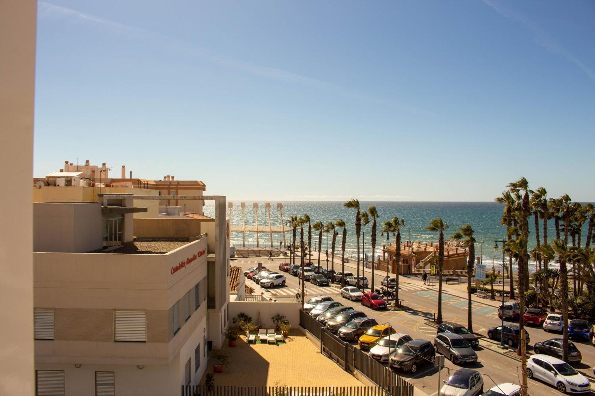 Apartamento Ruselo 308. Loft En Paseo Maritimo De Torrox Costa Exterior foto