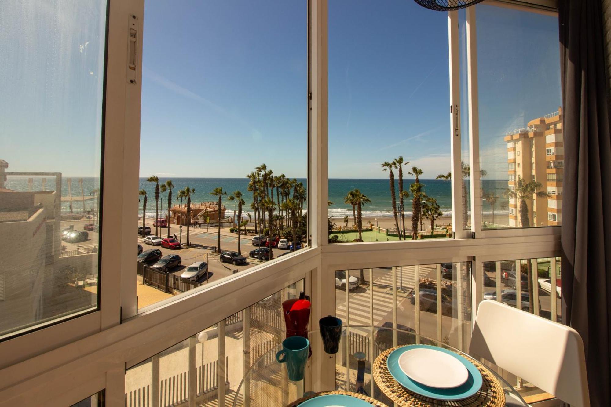Apartamento Ruselo 308. Loft En Paseo Maritimo De Torrox Costa Exterior foto